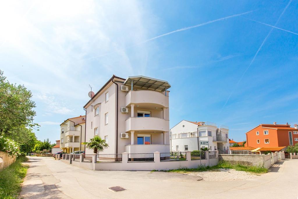 Apartments Tomo メドゥリン エクステリア 写真