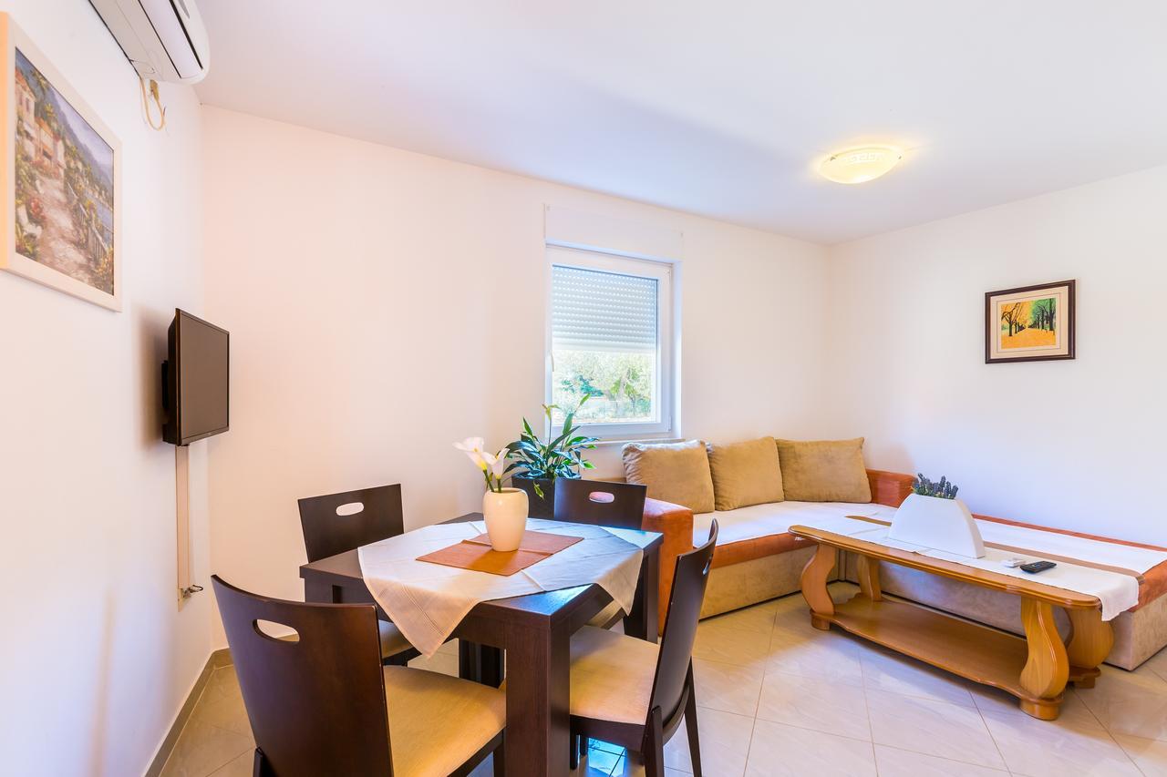 Apartments Tomo メドゥリン エクステリア 写真